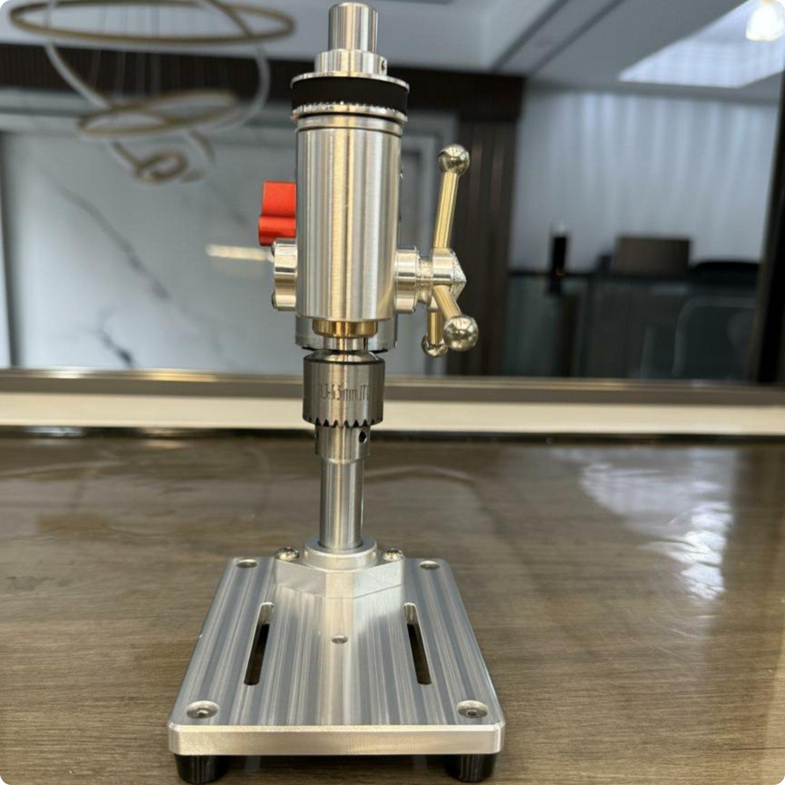 สว่านแท่นแบบพกพาความแม่นยำสูง  - Drill Press บทวิจารณ์และราคา
